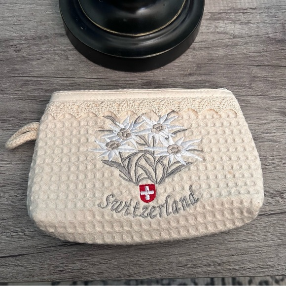 Zippered Pouch Bag Italy Cotton Switzerland Souvenir Embroidery Edelweiss Flower - Picture 4 of 6